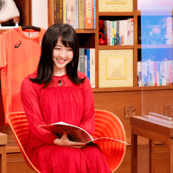 スポーツバラエティー番組「コヤぶるッ！SPORTS」でアシスタントを務める本田望結さん